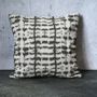 Coussins textile - OCEAN - Housse ikat gris 40x40 cm - CONSTELLE HOME