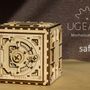 Cadeaux - UGEARS Modèles Mécaniques: COFFRE-FORT - UGEARS