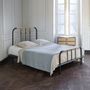 Beds - Monsieur et Madame de bed - RÉSISTUB PRODUCTIONS