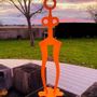 Sculptures, statuettes et miniatures - Kooki® fluo 80 cm mandarine extérieur - L'ATELIER DES CREATEURS