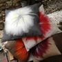 Fabric cushions - Decorative cushion “Tarassaco” with hand-felted pattern in merino wool and silk on linen fabric. - ELENA KIHLMAN