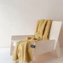 Plaids - Couverture en laine recyclée en moutarde à chevrons - THE TARTAN BLANKET CO.