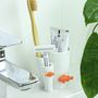 Objets de décoration - Porte-brosse à dents Coral - Matériaux écologiques de la collection Ocean Bathroom. - QUALY DESIGN OFFICIAL