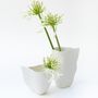 Objets design - Vase VING II en biscuit de porcelaine H=12cm, D=11cm - YLVAYA DESIGN