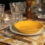 Couverts & ustensiles de cuisine - L'assiette creuse en porcelaine jaune - OGRE LA FABRIQUE