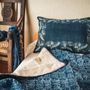 Objets de décoration - Plaid en laine tissée à la main  - LINEAGE BOTANICA - THE ART OF WELLBEING
