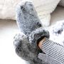 Gifts - Heated slippers - L'AVANT GARDISTE