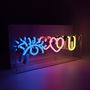 Objets de décoration - Boîte en acrylique « Eye Love You » néon - LOCOMOCEAN