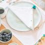 Decorative objects - NAPKIN - WHITE WITH POMPONS AND EMBROIDERY - OMAO. - MIA ZIA
