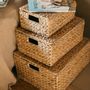 Coffrets et boîtes - Lot de 2 boîtes en jacinthe d'eau ; 46 x 36 x 21 cm/39 x 29 x 19 cm/32 x 22 x 17 cm AX22214  - ANDREA HOUSE