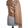 Foulards et écharpes - Châle exclusif : Silk & Baby Alpaga. Luxe et durabilité. Fibres naturelles - PUEBLO