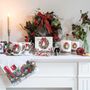 Gifts - Bow on Wreath - traditional Christmas series - AMBIENTE EUROPE BV