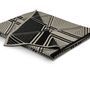 Throw blankets - Black & beige recycled cashmere wool throw - LA MAISON DE LA MAILLE