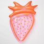 Outdoor decorative accessories - Luxe Lie-On Float Strawberry Pink Berry - SUNNYLIFE EUROPE LTD