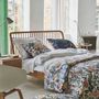 Bed linens - Porcelain de Chine Midnight - Quilt and bed cover - DESIGNERS GUILD