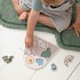 Jouets enfants - Tout un zoo de jouets en bois Done by Deer favorisant le développement et le jeu - DONE BY DEER