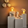 Lampes de table - Posing lamp / Make casual adjustments to the light, every day - MOBJE
