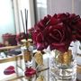 Floral decoration - LARGE LUXURY BOUQUET - GOLD BADGE - CARMINE RED - BURGUNDY BOX. - CÔTE NOIRE