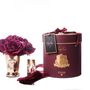 Floral decoration - COTE NOIRE - SEVEN ROSE BOUQUET IN PINK BLUSH PINK BOX GOLD VASE - CÔTE NOIRE