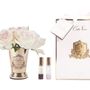 Floral decoration - COTE NOIRE - SEVEN ROSE BOUQUET IN PINK BLUSH PINK BOX GOLD VASE - CÔTE NOIRE