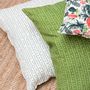 Fabric cushions - Housse de coussin 100% lin 80x80 - Motif ARRASTA PÉ couleur vert ABACATE - SABIÁ DESIGN