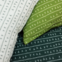 Coussins textile - Housse de coussin 100% lin 30x50cm - Motif ARRASTA PÉ couleur vert FOLHA - SABIÁ DESIGN