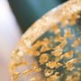 Fauteuils de jardin - MW02 Collection Couture| Fauteuil parois en PMMA incrustées de feuilles d'or & fourreaux Soshagro verts - MW Exclusive - MOJOW
