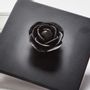 Accessoires à poser - Boîte déco Black Rose - Bois laqué et Porcelaine - ANOQ