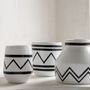 Vases - Le Porte-Plante Santorini - Blanc Noir - BAZAR BIZAR LIVING