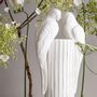 Decorative objects - WALTER Parrot, bird, China Bone ceramic, China Bone, decor, macaw, white, porcelain, handmade - KLATT OBJECTS