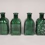 Vases - Vase bouteille en verre couleur vert assorti H13cm - LE COMPTOIR.COM