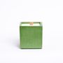 Objets de décoration - Bougie cube en béton coloré - Cire végétale et parfum de Grasse. - JUNNY