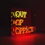 Objets de décoration - Boîte à néon en verre « Out Of Office » - LOCOMOCEAN
