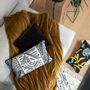 Plaids - Plaid uni Fara Bronze 135 x 200 - MAISON VIVARAISE – SDE VIVARAISE WINKLER