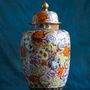 Floral decoration - Enamelled vase - Floral abundance. - TRESORIENT