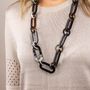 Bijoux - Collier anneaux épais ronds et ovales bords droits en corne - L INDOCHINEUR X RIVÊT
