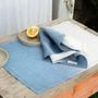 Linge de table textile - Serviette et set de table en lin blanc et bleu - ATELIER 99