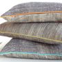 Objets de décoration - Coussin en fibres d'ortie & Soie sauvage tissées à la main - KARAWAN AUTHENTIC
