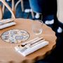Tables Salle à Manger - Table de bistrot en chêne massif - Ligne Vendôme •  ARDAMEZ - ARDAMEZ