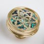 Decorative objects - Round brass button with mother-of-pearl patterns - WILD BY MOSAIC