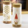 Décorations pour tables de Noël - KAMI : La Lanterne de l'Avent avec le Gnome Magique qui annonce le Père Noël - RIPPOTAI