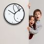 Horloges - Horloge Murale Miffy Peek a Boo Black XL, - CLOUDNOLA