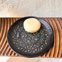 Objets de décoration - COUPELLE EN LAITON NOIR GRAVÉ 'ARABESK' - KARAWAN AUTHENTIC