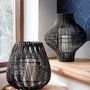 Objets de décoration - Sasha sculptural rattan lantern - Natural & Black - COZY LIVING COPENHAGEN