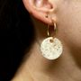 Bijoux - Boucles d’oreilles Créoles plaquée or et pendentif rond en matières recyclée - Materialys - MATERIALYS
