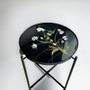 Décorations florales - Table basse en résine avec fleurs naturelles style zen - SI DECO