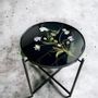 Décorations florales - Table basse en résine avec fleurs naturelles style zen - SI DECO