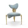 Chaises - Folia - Une chaise dorée au design organique en laiton - MAEVE