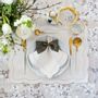 Linge de table textile - Brodé Serviette de tables Silver Onde - 4 pièces - ROSEBERRY HOME