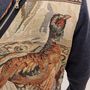 Prêt-à-porter - Oiseau prophétique. Un blazer en jersey unisexe orné d'une tapisserie - VLADA DIZIK KOSHKIN DOM